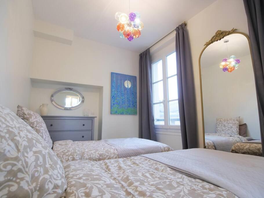 Апартаменты Charme Et Modernite Au Coeur Du Quartier St Louis Версаль Экстерьер фото