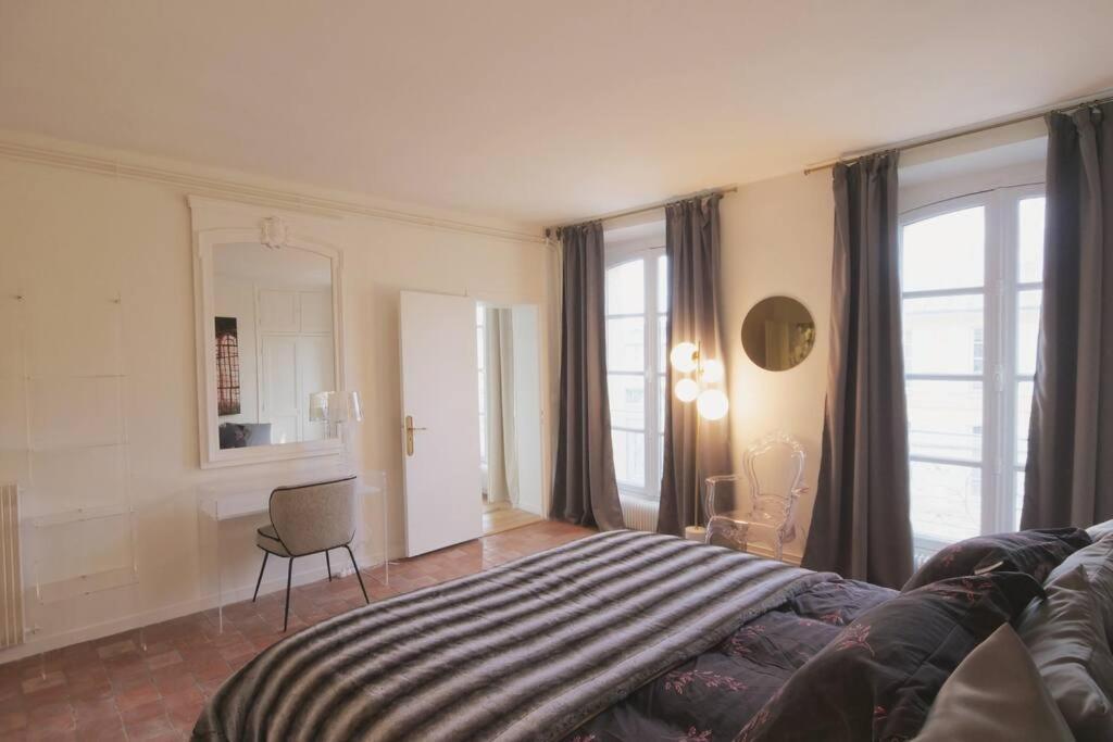 Апартаменты Charme Et Modernite Au Coeur Du Quartier St Louis Версаль Экстерьер фото